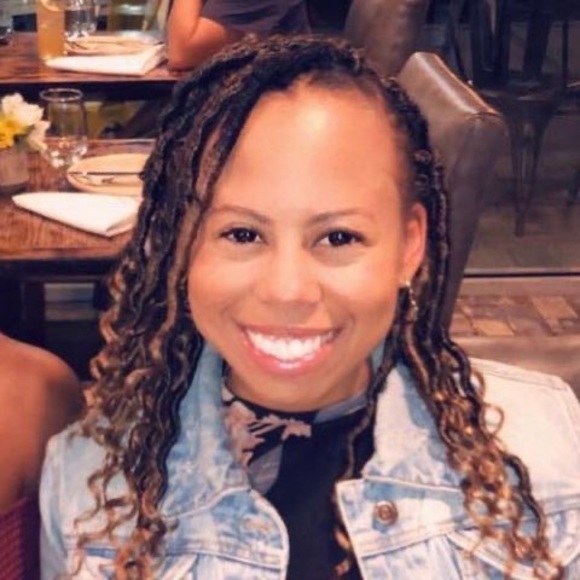 Meet your Posher, Brittaney - Picture 1 of 1